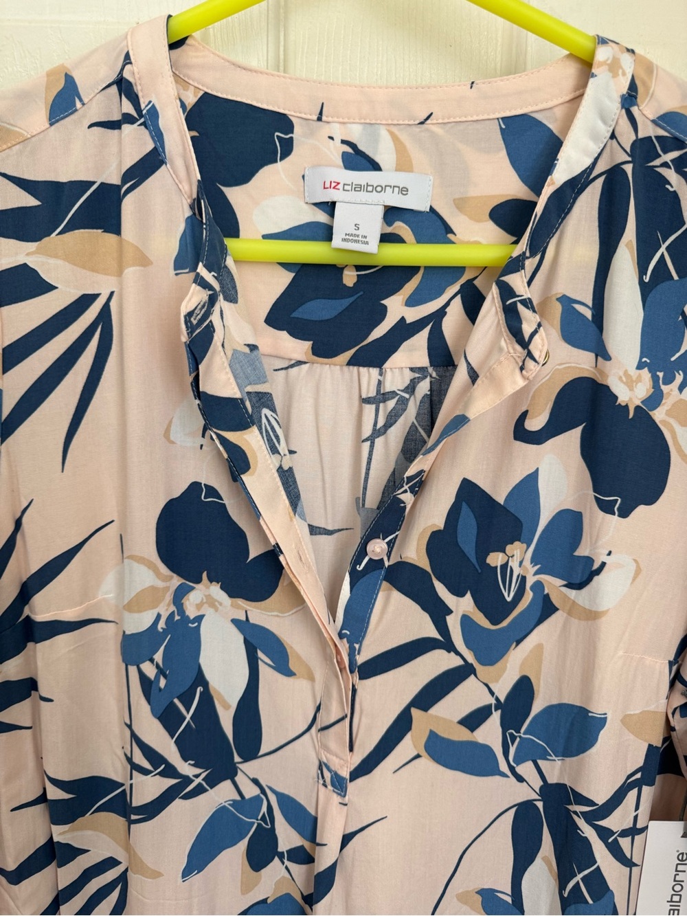 Liz Claiborne Floral V-Neck Popover Tunic Top Pink Blue NWT Small - Picture 3 of 8